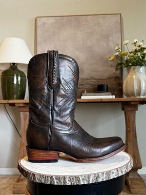 Chisos No. 2 - Brushed Brown - 9.5D